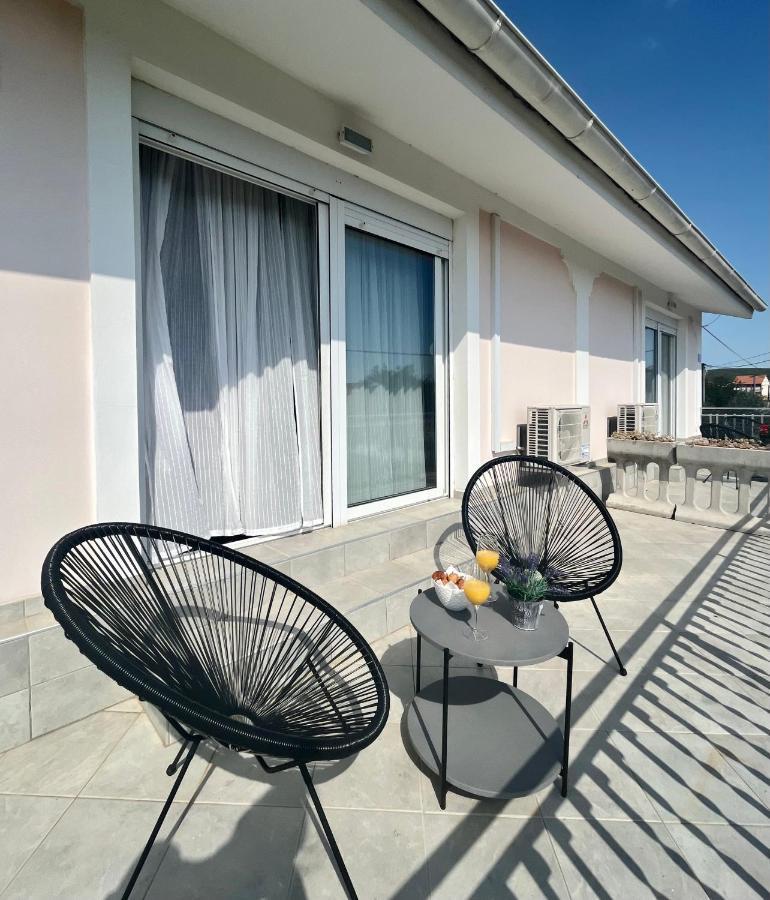 Apartments Tino & Leon Sukošan Zewnętrze zdjęcie